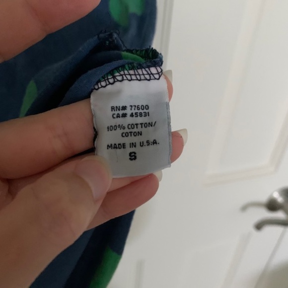 Urban Outfitters / Heart Breaker Tee Shirt - Picture 6 of 8